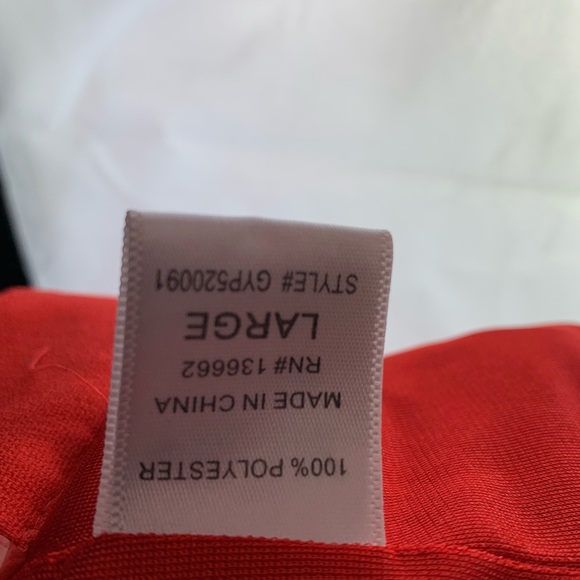 Red Ruffle shorts - Picture 5 of 5